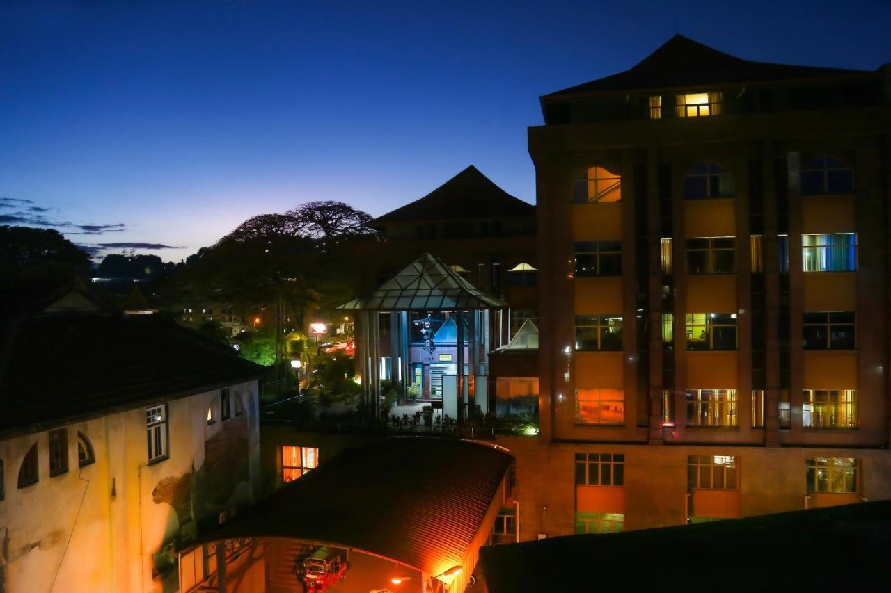 Kandy Tower Inn Eksteriør bilde